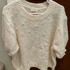 NWT White sweater half sleeve shirt size M